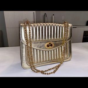Delage gold bag